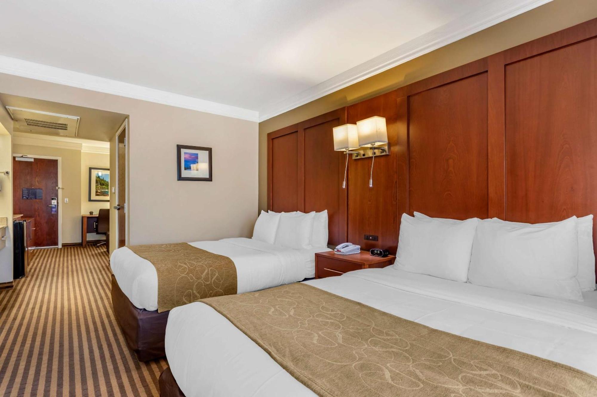 Comfort Suites Visalia - Convention Center Ngoại thất bức ảnh